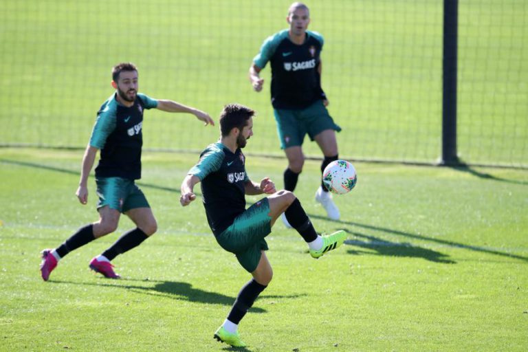 JOÃO MOUTINHO NO ‘ONZE’ INICIAL DE PORTUGAL FRENTE AO LUXEMBURGO