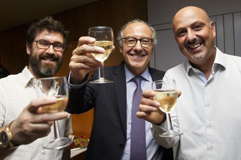 GALARDOADOS COM NOBEL DA FÍSICA MUDARAM TECNOLOGIA PARA DESCOBRIR MUNDOS NOVOS