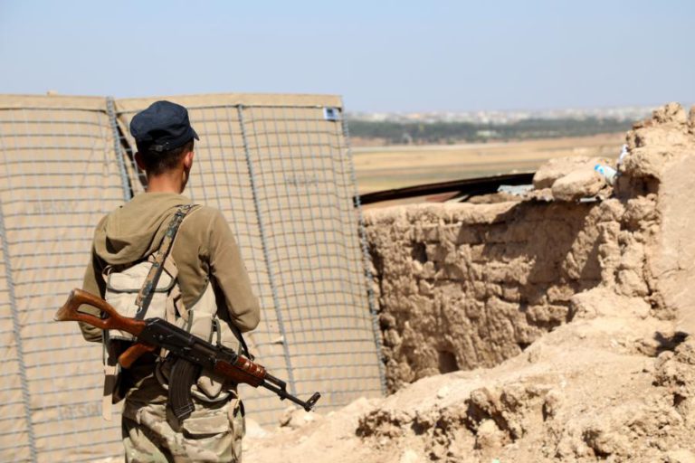 SÍRIA: TURQUIA BOMBARDEOU ALVOS CURDOS, PELO MENOS DOIS CIVIS MORTOS