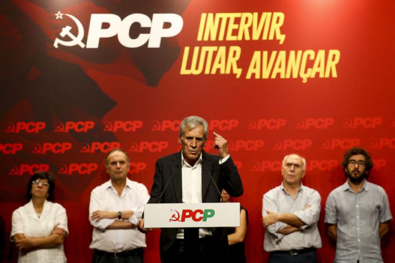 GOVERNO: JERÓNIMO SALIENTA QUE POSIÇÕES DO PCP FICARÃO DEPENDENTES DAS “OPÇÕES DO PS”