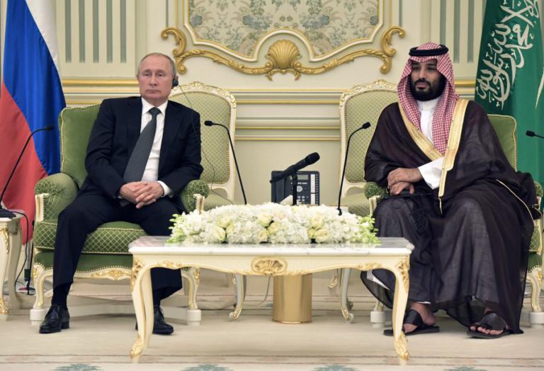 RÚSSIA E ARÁBIA SAUDITA REFORÇAM COOPERAÇÃO PETROLÍFERA