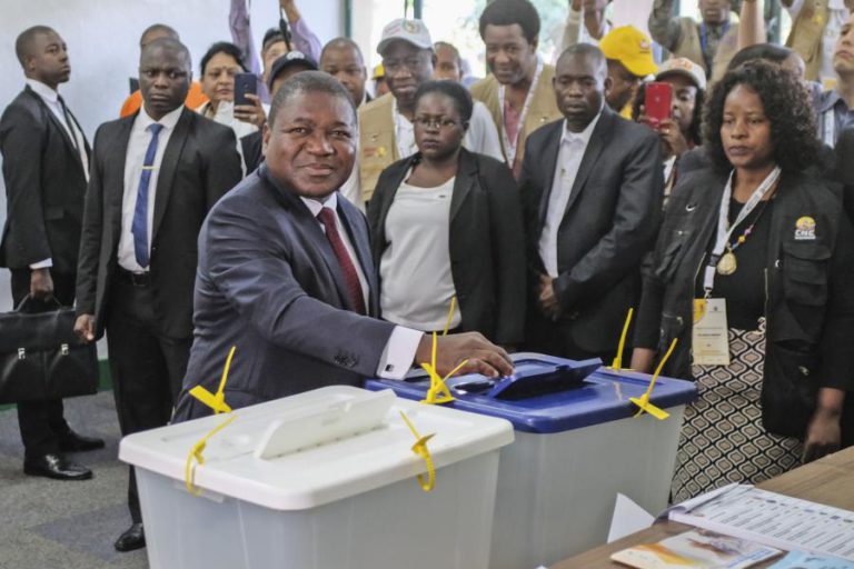 FRELIMO, PARTIDO NO PODER, VENCE COM MAIORIA ABSOLUTA EM REDUTOS DA OPOSIÇÃO