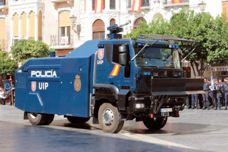 VÁRIOS MILHARES DE MANIFESTANTES INDEPENDENTISTAS CONCENTRADOS NO BAIRRO DE GRÀCIA, BARCELONA