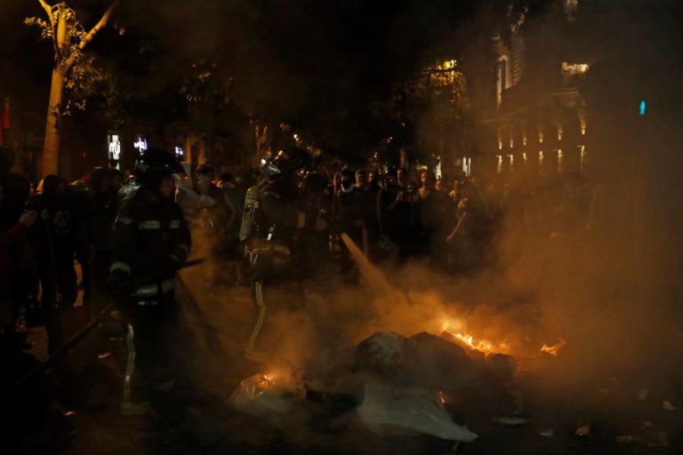 CATALUNHA: NOVE FERIDOS EM CONFRONTOS ENTRE INDEPENDENTISTAS E EXTREMA-DIREITA