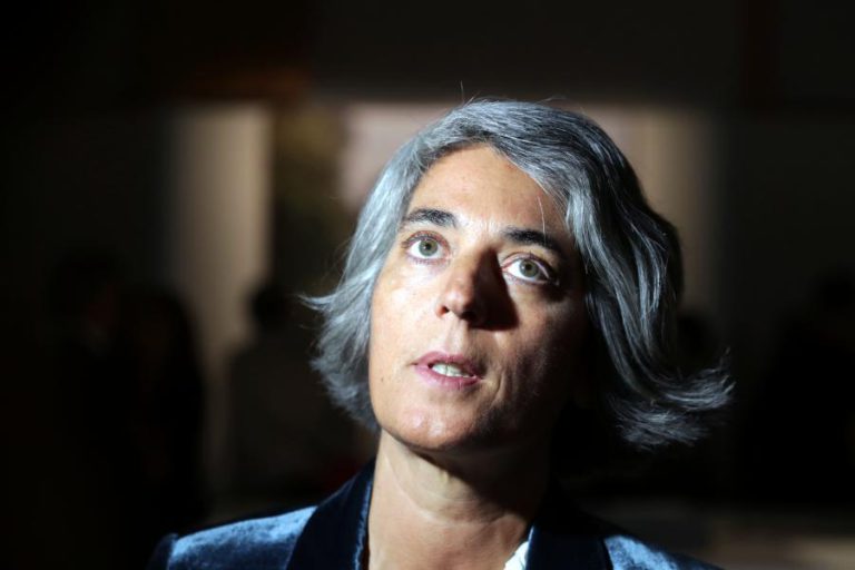 DGARTES: MINISTRA DA CULTURA DEFENDE “REVISÃO CRÍTICA” DO MODELO DE APOIO