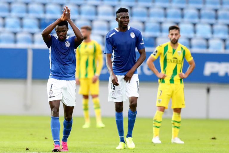 DESPORTIVO DAS AVES ELIMINADO DA TAÇA DE PORTUGAL AO SER GOLEADO PELO FARENSE