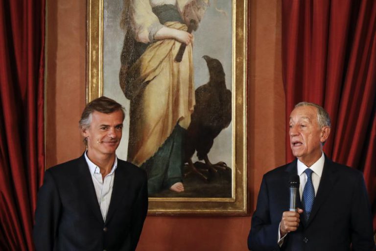 PRESIDENTE DA REPÚBLICA RECEBE ALUNOS E “DESPORTISTA EXCECIONAL” JOÃO RODRIGUES EM BELÉM