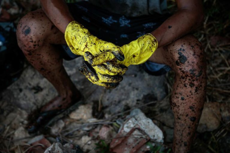 GOVERNO BRASILEIRO COM LINHA DE CRÉDITO DE 45 ME PARA ÁREAS AFETADAS POR DERRAME DE PETRÓLEO