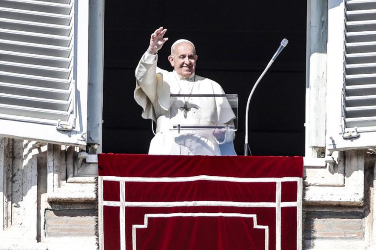 PAPA PEDE QUE O GOVERNO DO IRAQUE OUÇA “O GRITO DA POPULAÇÃO” POR UMA VIDA DIGNA