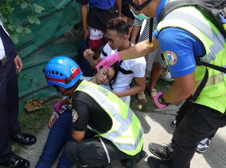 PELO MENOS UM MORTO E 43 FERIDOS APÓS FORTE SISMO NO SUL DAS FILIPINAS