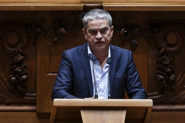 “VERDES” PEDEM “CONTAS CERTAS” PARA REFORMADOS, SNS, EDUCAÇÃO E TRANSPORTES