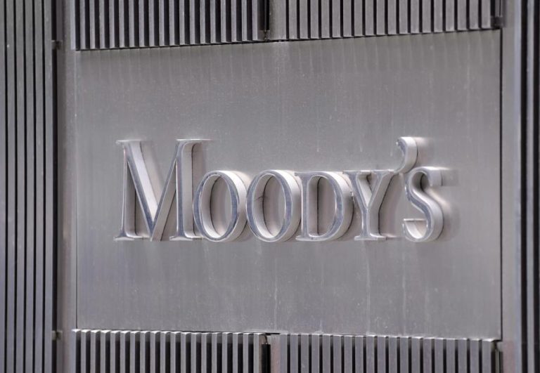 BAIXAS TAXAS DE JURO VÃO CONTINUAR A COMPRIMIR LUCROS DOS BANCOS – MOODY’S