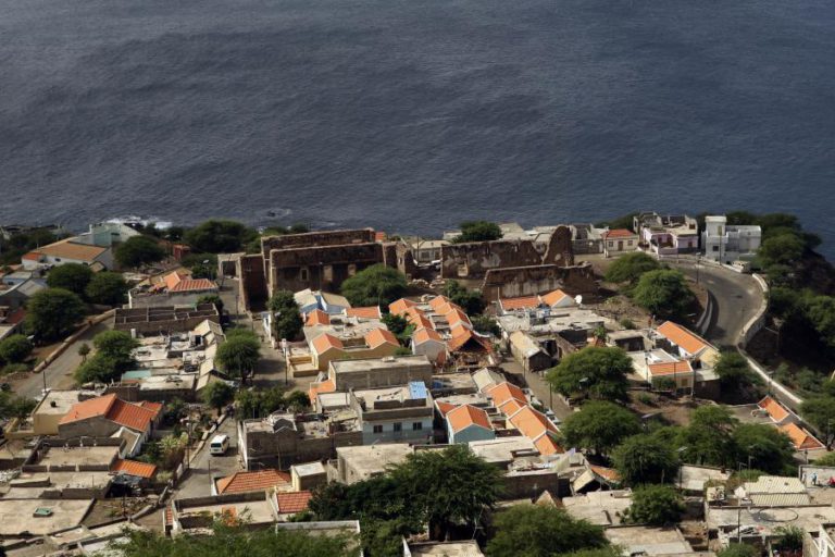 CABO VERDE INVESTE MAIS 1MEURO PARA TRANSFORMAR CIDADE VELHA NUM MUSEU A CÉU ABERTO