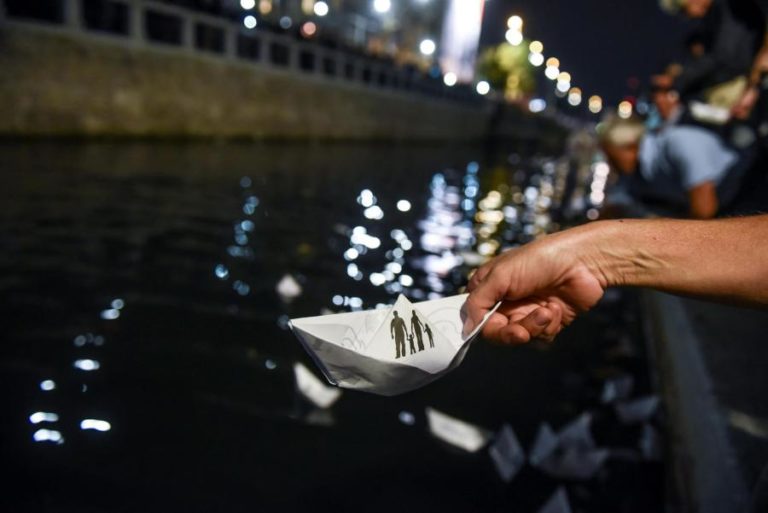 GUARDA COSTEIRA ITALIANA ENCOTRA SETE CORPOS DE MIGRANTES NO MEDITERRÂNEO