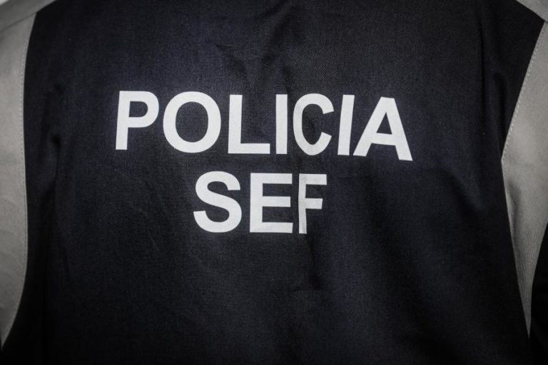 DOIS DETIDOS NOS AEROPORTOS DE LISBOA E PORTO COM DOCUMENTOS FALSOS – SEF