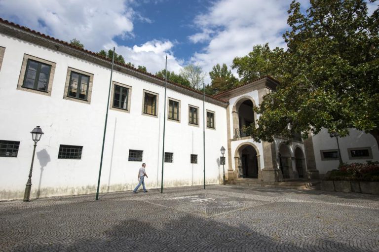 EDUARDO BATARDA DISTINGUIDO COM GRANDE PRÉMIO AMADEO DE SOUZA-CARDOSO 2019