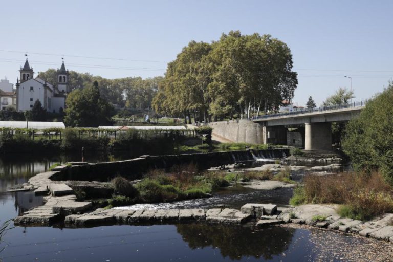 ARMAZENAMENTO DE ÁGUA EM OUTUBRO SÓ SUBIU NA BACIA HIDROGRÁFICA DO AVE