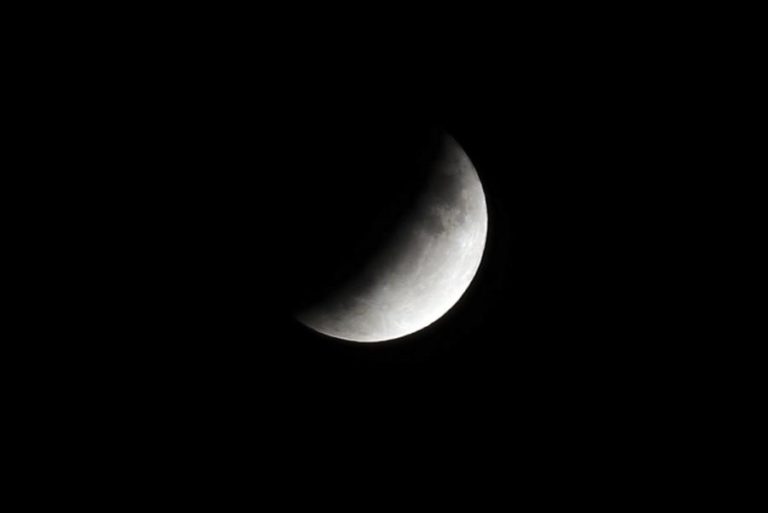 AGÊNCIA ESPACIAL EUROPEIA PRETENDE ENVIAR ASTRONAUTAS À LUA