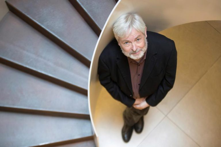 JONATHAN COE, CARMEN POSADAS E GERMANO ALMEIDA NO FESTIVAL LITERÁRIO DE VISEU