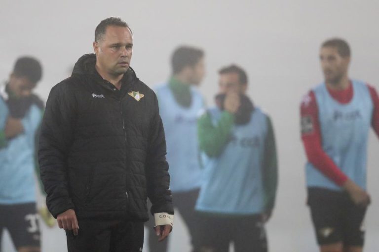 TREINADOR DO MOREIRENSE SENTE A EQUIPA MAIS PERTO DA PRIMEIRA VITÓRIA FORA