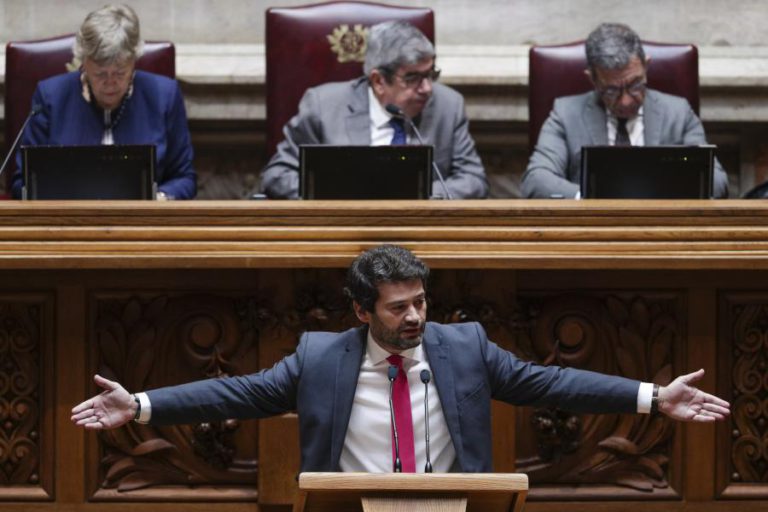CHEGA PEDE AUDIÊNCIA URGENTE AO PRESIDENTE DA REPÚBLICA POR CAUSA DOS TEMPOS DE INTERVENÇÃO NA AR – VENTURA