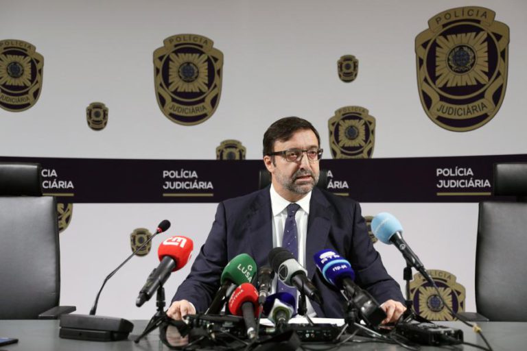 MÃE QUE ABANDONOU RECÉM-NASCIDO NO CAIXOTE DO LIXO EM LISBOA EM PRISÃO PREVENTIVA – PJ