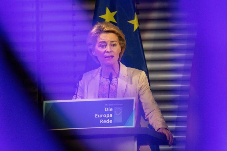 “CHOQUE” DO ‘BREXIT’ REFORÇOU A UNIÃO EUROPEIA — VON DER LEYEN