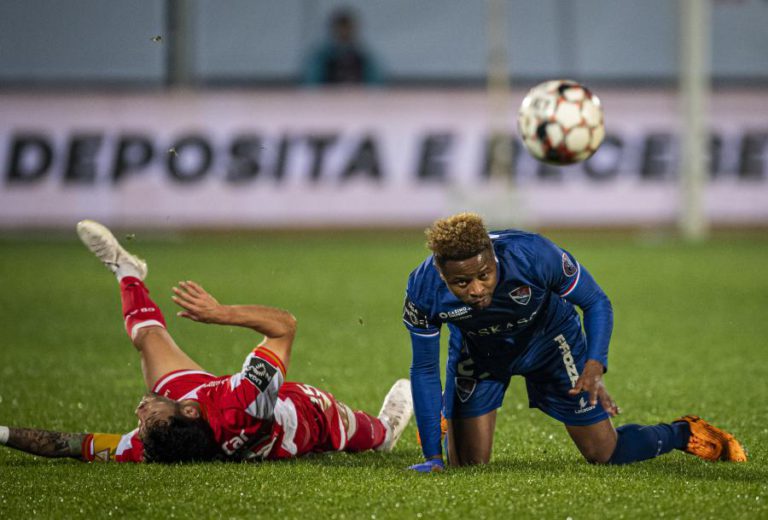 GIL VICENTE IMPÕE NONA DERROTA CONSECUTIVA AO DESPORTIVO DAS AVES