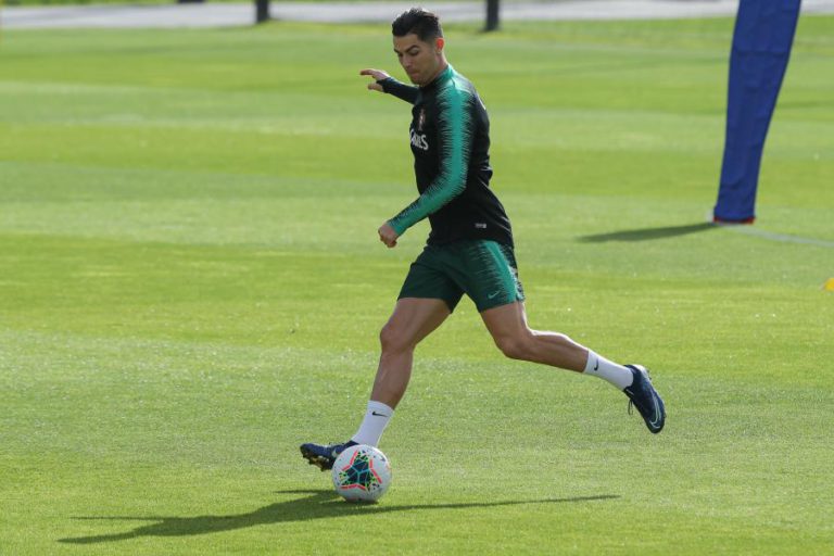 RONALDO SEM LIMITAÇÕES NO PRIMEIRO TREINO DE PORTUGAL