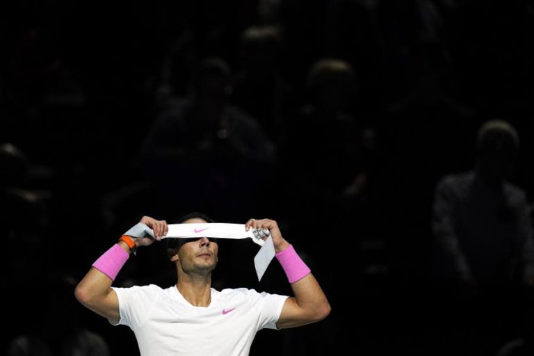 NADAL VIRA JOGO ÉPICO ANTE MEDVEDED E MANTÉM-SE NA LUTA PELAS ‘MEIAS’ DAS ATP FINALS