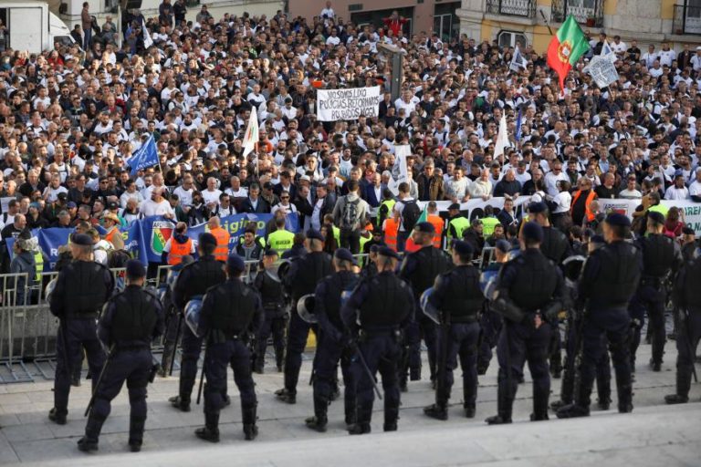 FORÇAS DE SEGURANÇA AMEAÇAM REALIZAR NOVA MANIFESTAÇÃO EM 21 DE JANEIRO
