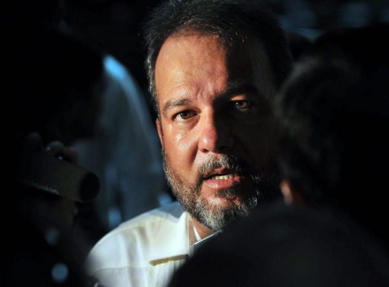 MINISTRO DO TURISMO CUBANO DESIGNADO PRIMEIRO-MINISTRO, O PRIMEIRO DESDE 1976