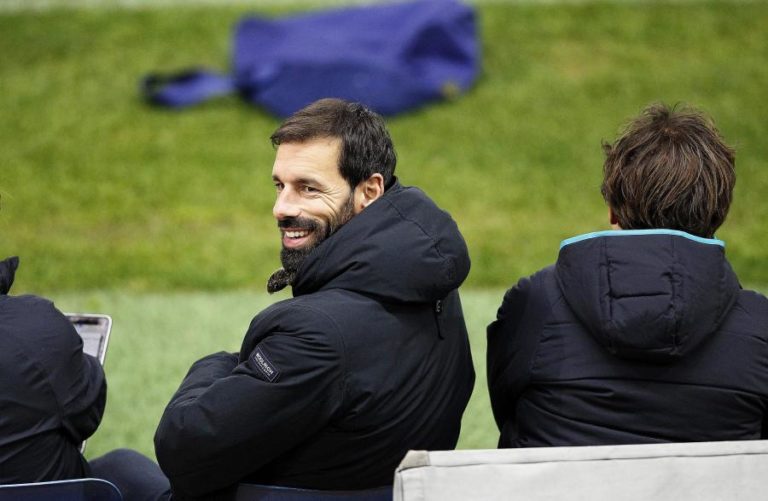 NISTELROOY E STEKELENBURG ‘REFORÇAM’ EQUIPA TÉCNICA DA HOLANDA PARA EURO2020