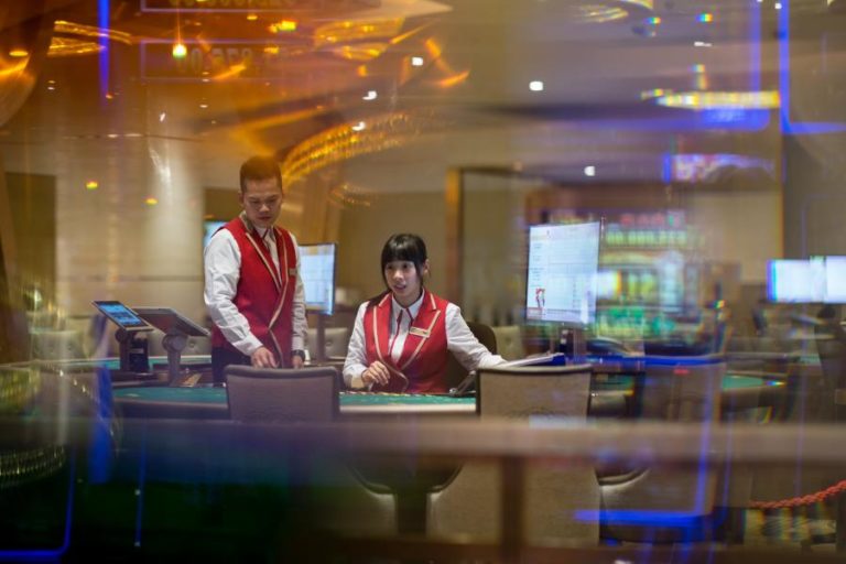 MACAU PROÍBE A PARTIR DE HOJE ENTRADA NOS CASINOS A FUNCIONÁRIOS FORA DO HORÁRIO LABORAL