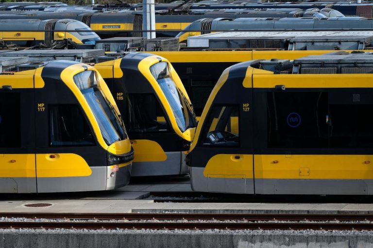 METRO DO PORTO FECHADO ENTRE AS 20:00 DE 24 DE DEZEMBRO E AS 08:30 DO DIA DE NATAL