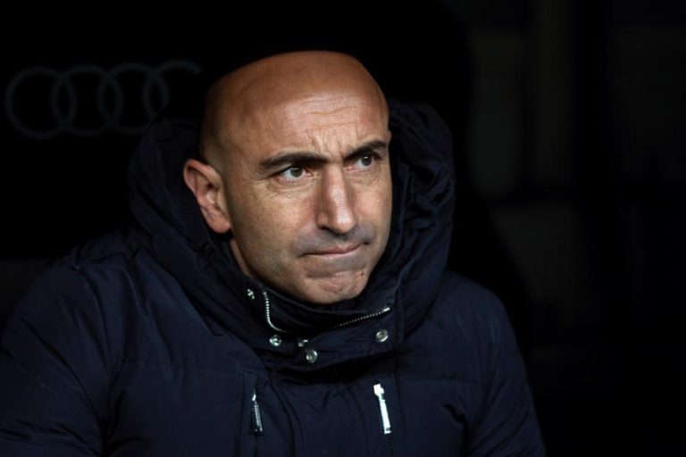 ABELARDO FERNÁNDEZ É O NOVO TREINADOR DO ESPANYOL