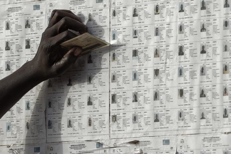 URNAS ENCERRADAS NA GUINÉ-BISSAU, COMISSÃO ELEITORAL REGISTA “PEQUENOS INCIDENTES QUE A POLÍCIA RESOLVEU”