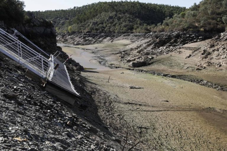 MADRID ASSEGURA CUMPRIMENTO DE ACORDOS SOBRE TEJO APESAR DE SITUAÇÃO DE SECA