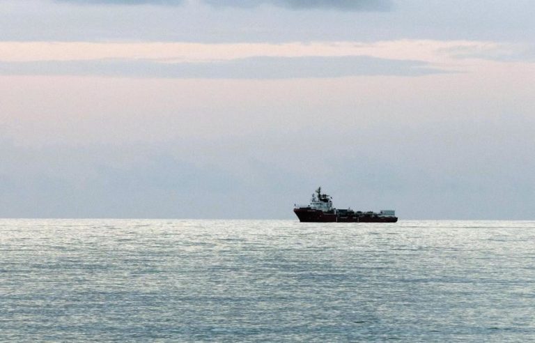 MIGRAÇÕES: NAVIO HUMANITÁRIO OCEAN VIKING RESGATA 112 MIGRANTES NO MEDITERRÂNEO