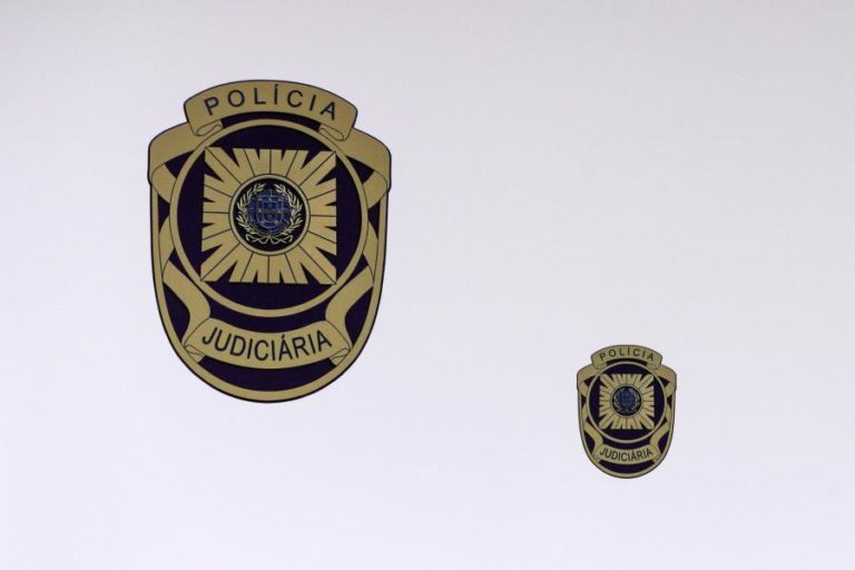 PJ FAZ BUSCAS NO GRUPO DESPORTIVO DA GAFANHA, EM ÍLHAVO