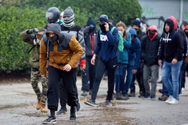 “TSUNAMI DEMOCRÀTIC” PROMOVE HOJE MOBILIZAÇÃO EM BARCELONA EM DIA DE CLÁSSICO DE FUTEBOL