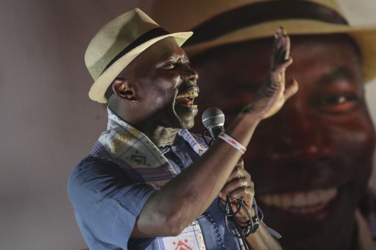 CANDIDATURA DE DOMINGOS SIMÕES PEREIRA ÀS PRESIDENCIAIS DA GUINÉ-BISSAU LAMENTA DISCURSO “SEM NEXO” DE ADVERSÁRIO