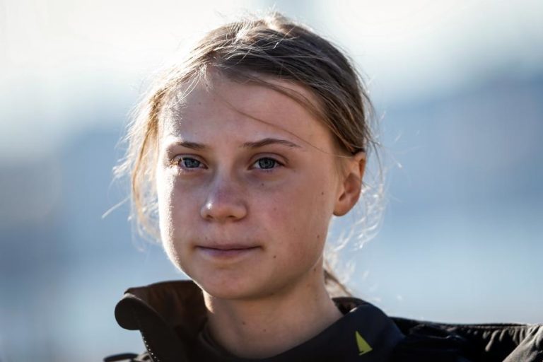 REVISTA TIME ESCOLHE GRETA THUNBERG COMO PERSONALIDADE DO ANO