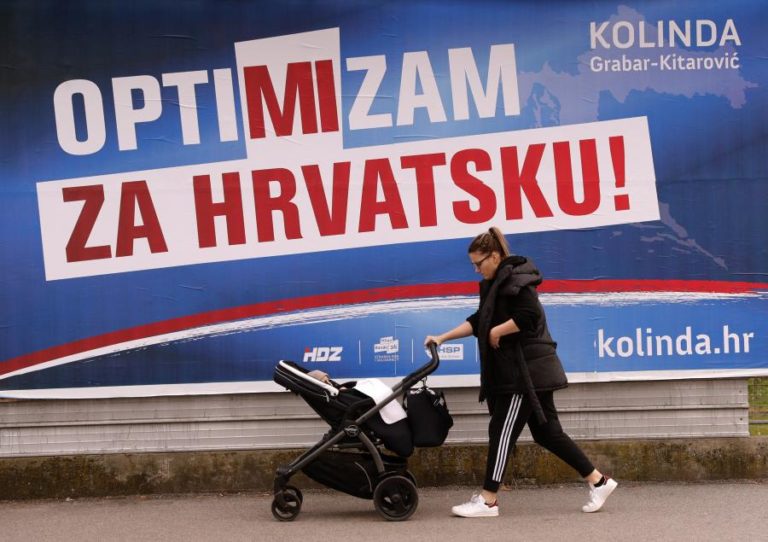 CROÁCIA REALIZA HOJE ELEIÇÕES PRESIDENCIAIS A POUCOS DIAS DE ASSUMIR LIDERANÇA ROTATIVA DA UE