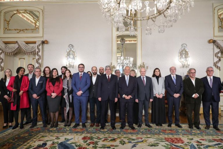 NOVA COMPOSIÇÃO DO PARLAMENTO MOSTRA A SABEDORIA DO POVO PORTUGUÊS — MARCELO