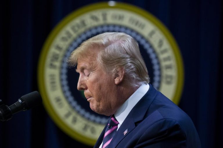 TRUMP: CANDIDATOS DEMOCRATAS DEFENDEM QUE ACUSAÇÕES TÊM DE TER CONSEQUÊNCIAS