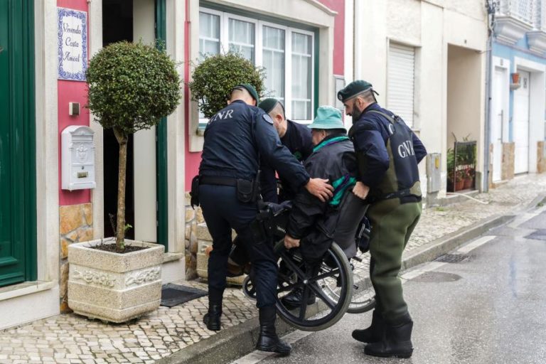 MAIS DE 250 PESSOAS RETIRADAS DE CASA EM POVOAÇÕES DE MONTEMOR-O-VELHO