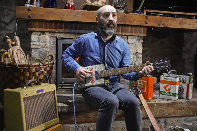 INSTRUMENTISTA DE MIRANDA DO DOURO TRANSFORMA VELHAS LATAS EM GUITARRAS ELÉTRICAS