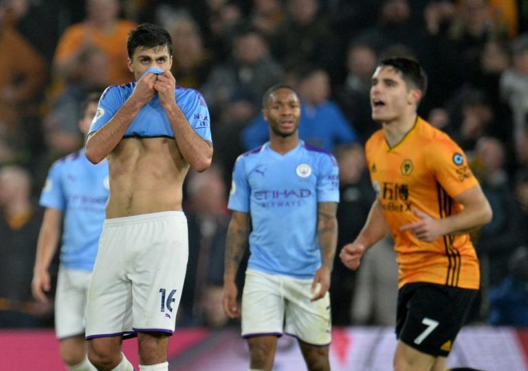 WOLVERHAMPTON VENCE MANCHESTER CITY COM REVIRAVOLTA E É QUINTO EM INGLATERRA