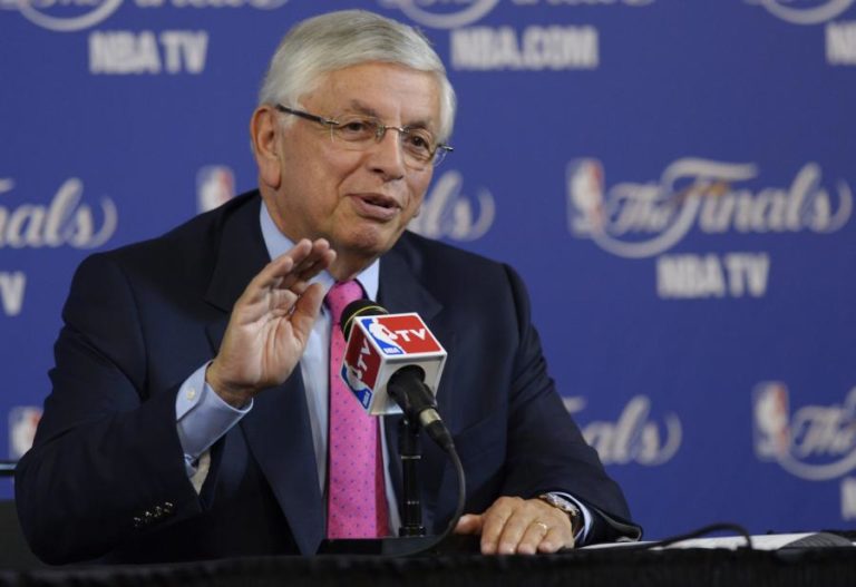 MORREU DAVID STERN FIGURA EMBLEMÁTICA DA NBA